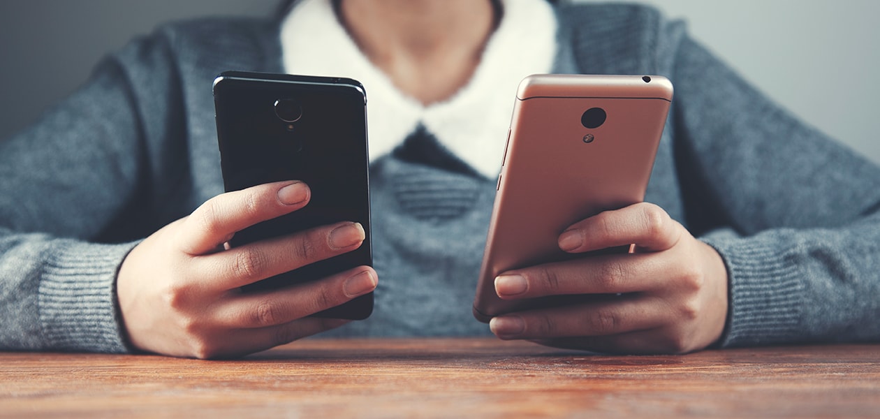 Överför kontakter mellan två smartphones - Elgiganten
