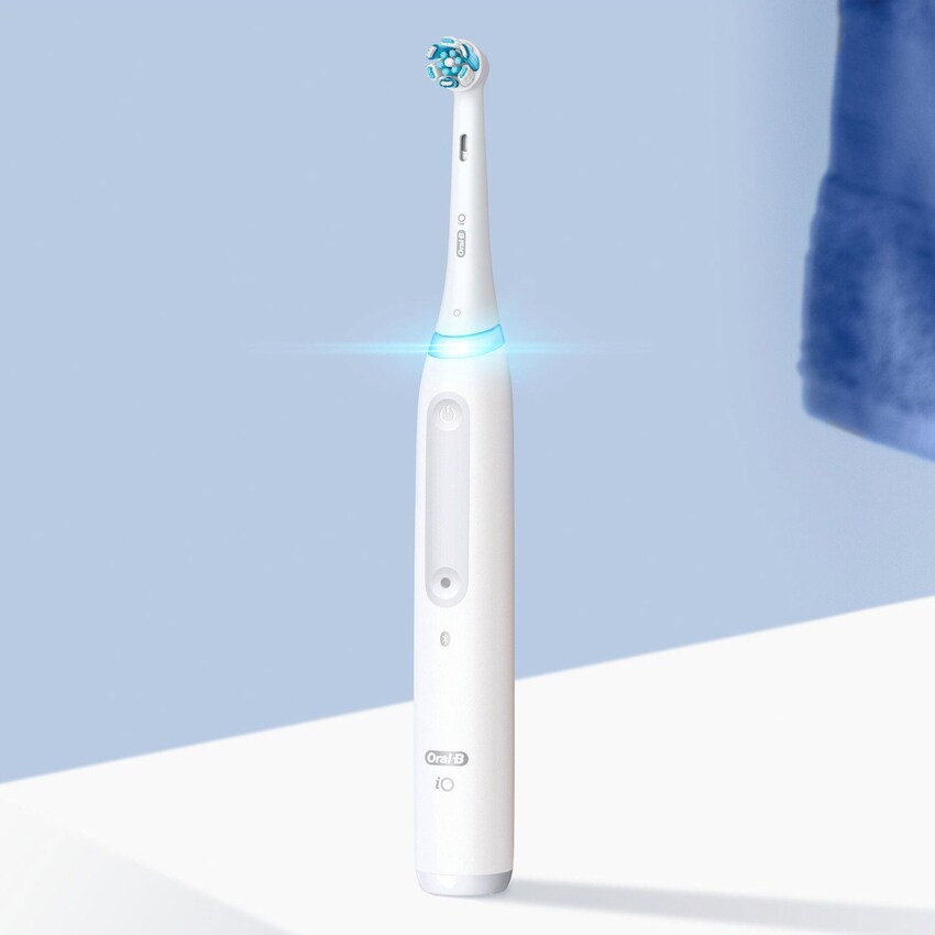 Oral-B IO 4s Eltandborste 414865 (vit) - Elgiganten