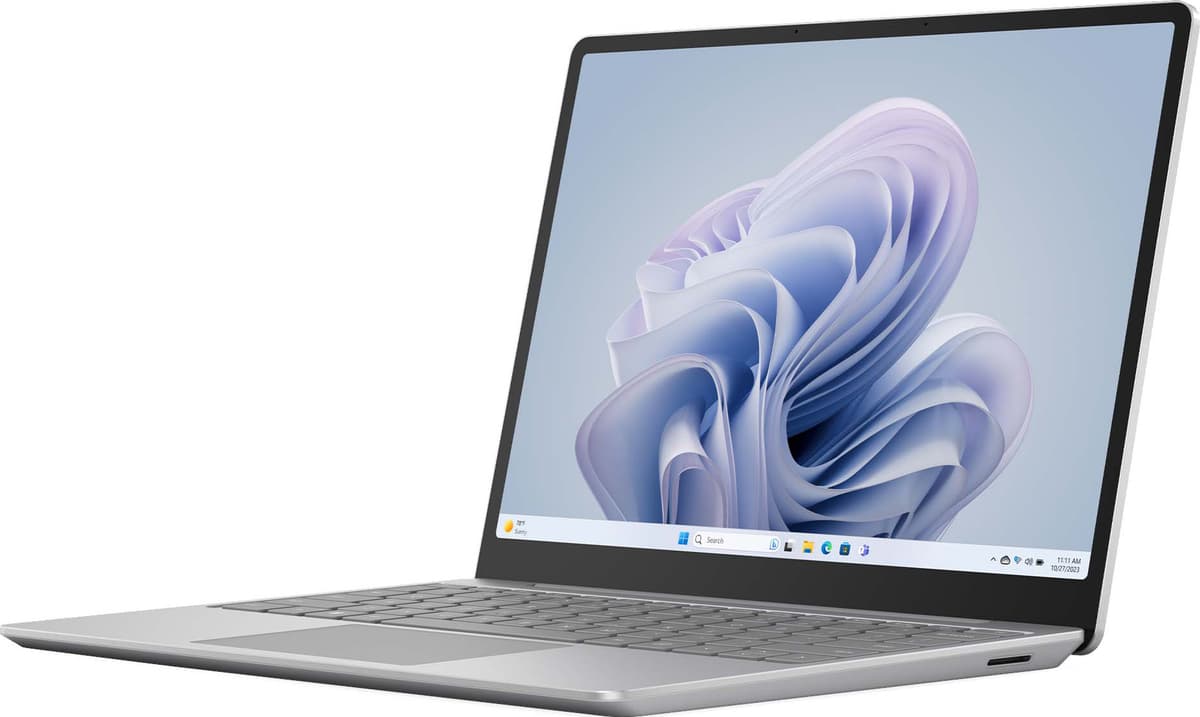 Surface store Laptop Go