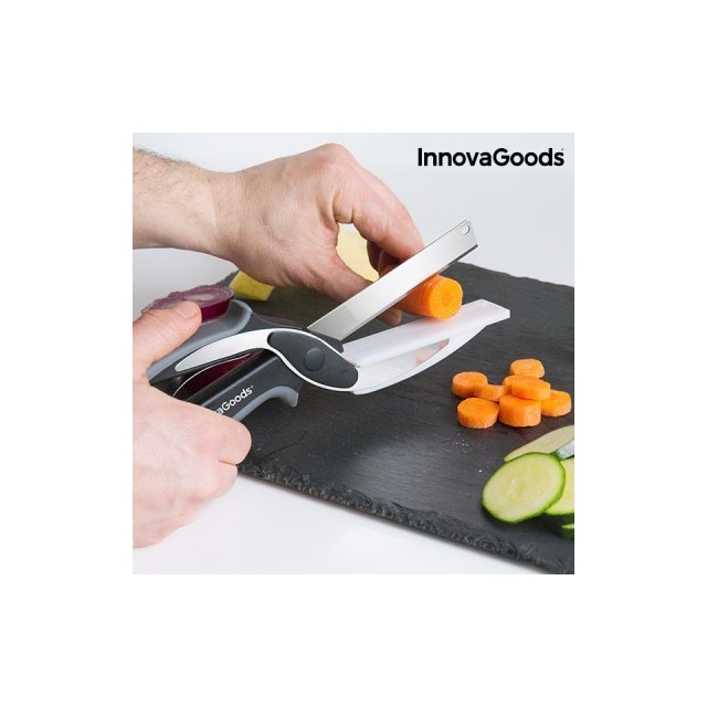 Innovagoods scissor knife with integrated mini cutting board