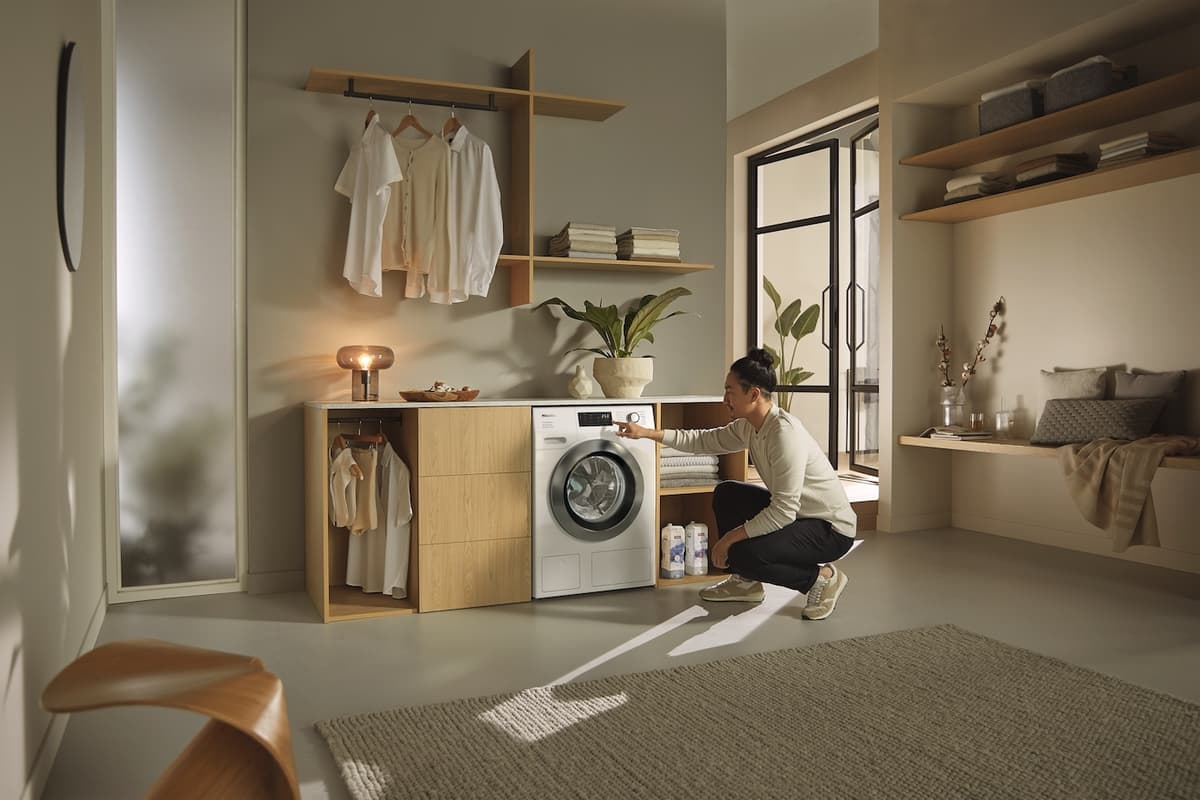 Miele Tvättmaskin WEF674WCSNDS (8kg)